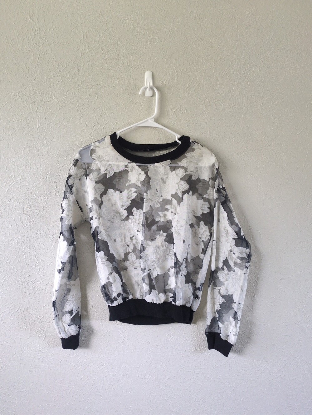 Tildon Floral Sheer Organza Pullover Top